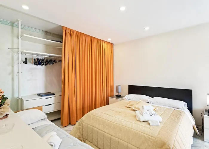 Διαμέρισμα Guesthost - Castello Ursino Balcony X5 *